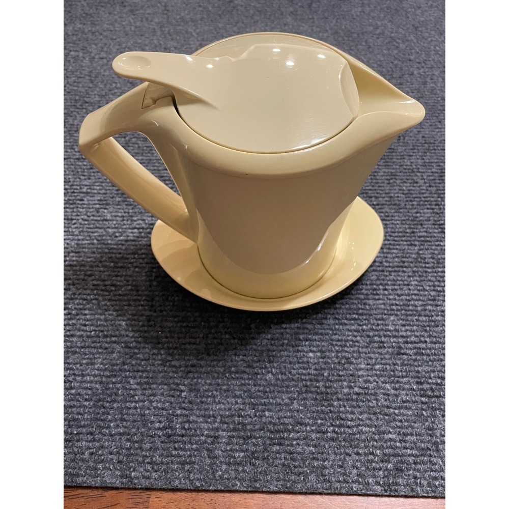 Leifheit Thermal Gravy Boat Insulated Sauce Server Cream Plastic Stainless Steel